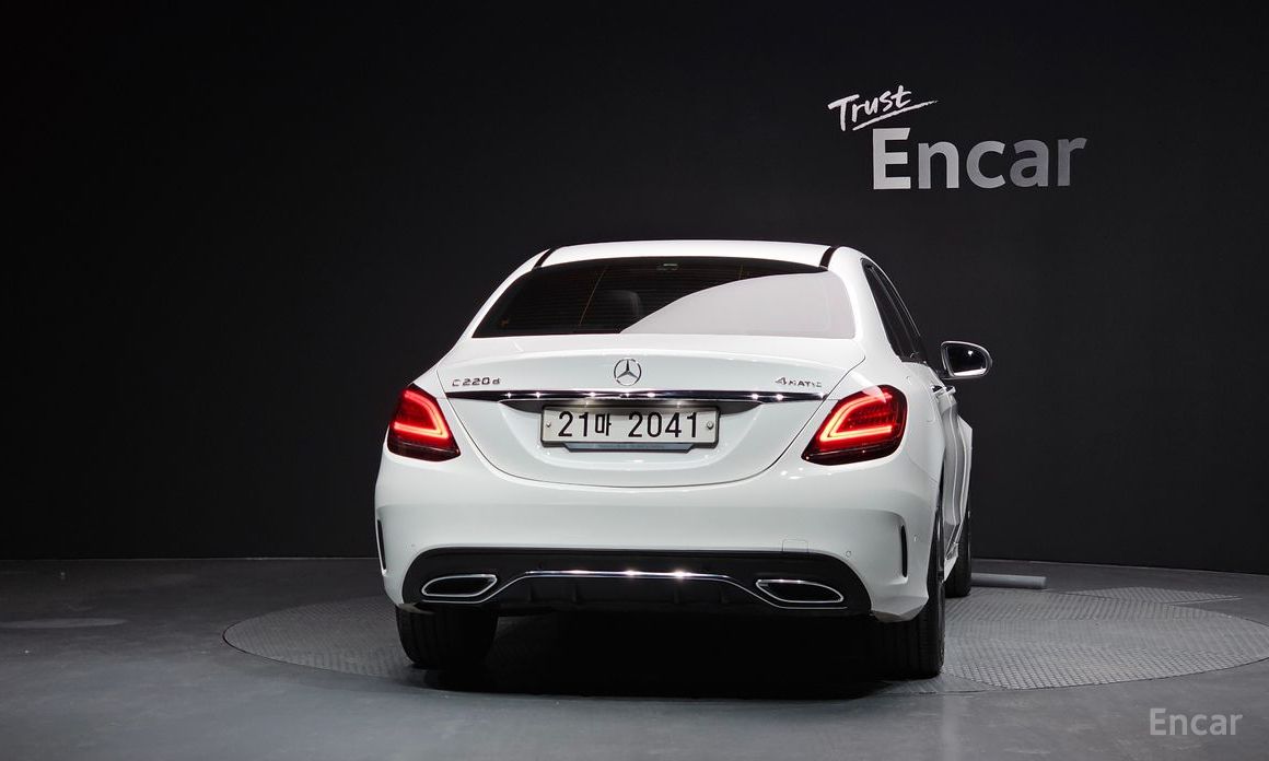 2019 Mercedes-Benz C-Класс AMG IV (W205) Рестайлинг C220 d 4MATIC AMG Line с пробегом 82 635 км