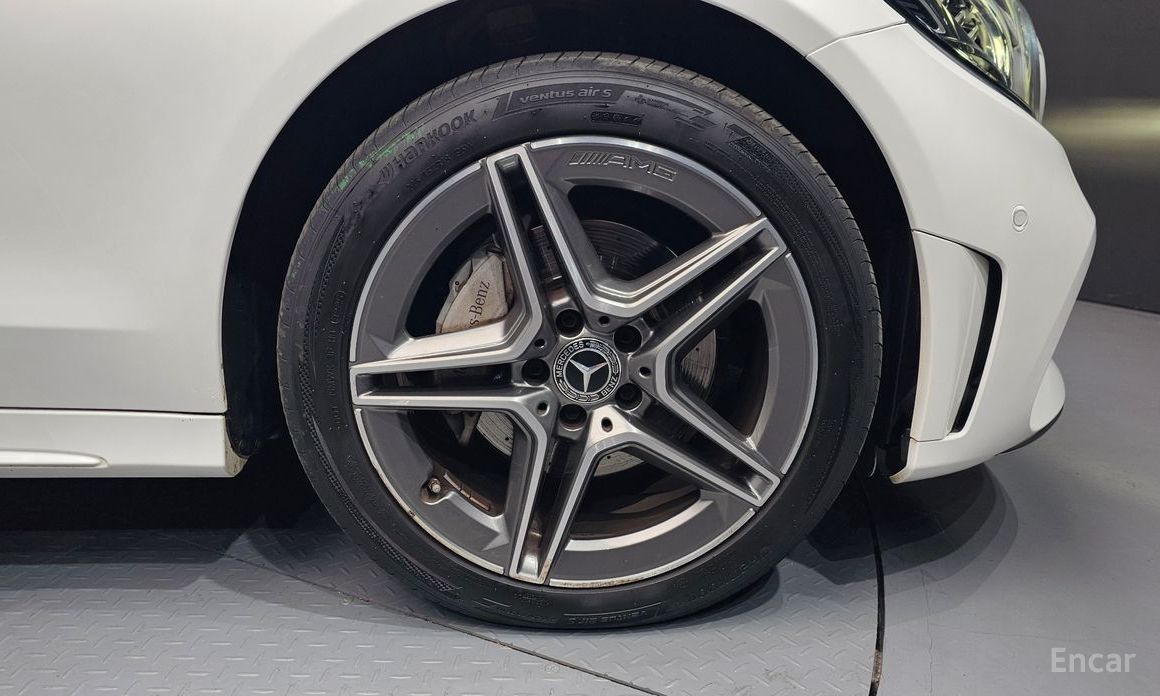 2019 Mercedes-Benz C-Класс AMG IV (W205) Рестайлинг C220 d 4MATIC AMG Line с пробегом 82 635 км