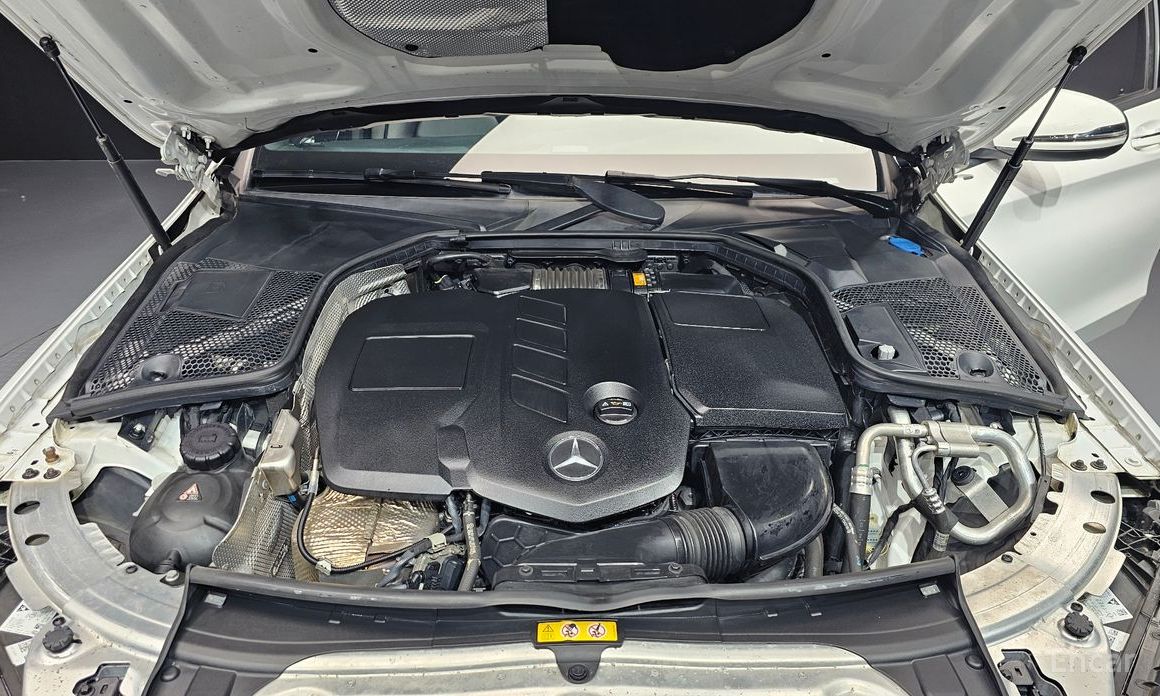 2019 Mercedes-Benz C-Класс AMG IV (W205) Рестайлинг C220 d 4MATIC AMG Line с пробегом 82 635 км