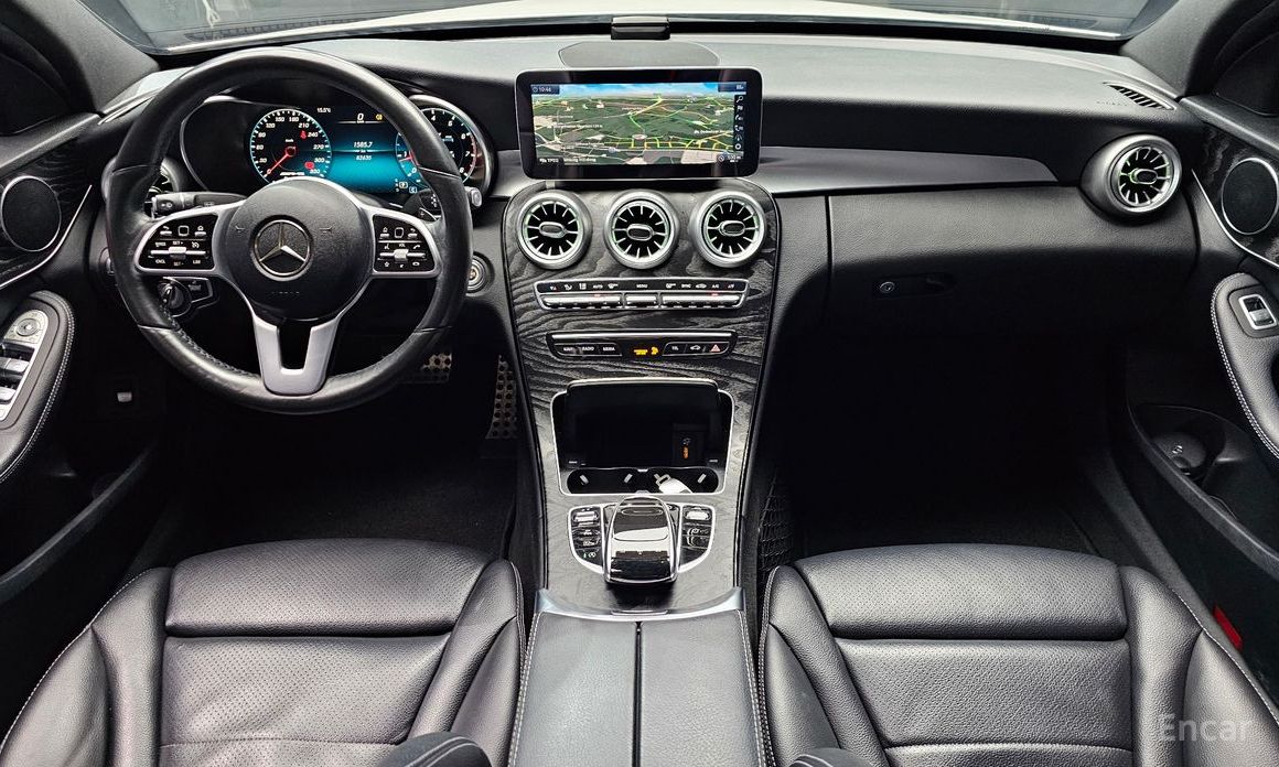 2019 Mercedes-Benz C-Класс AMG IV (W205) Рестайлинг C220 d 4MATIC AMG Line с пробегом 82 635 км