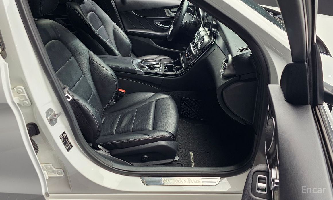 2019 Mercedes-Benz C-Класс AMG IV (W205) Рестайлинг C220 d 4MATIC AMG Line с пробегом 82 635 км