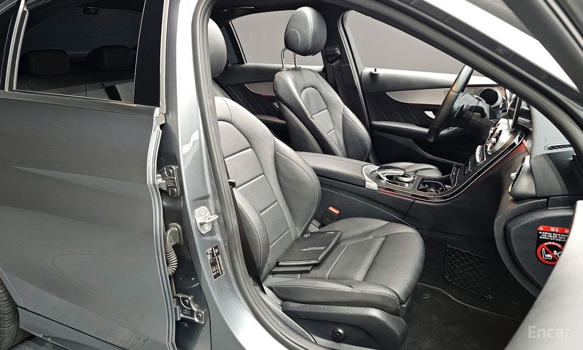 2021 Mercedes-Benz C-Класс AMG IV (W205) Рестайлинг C200 AMG Line с пробегом 87 406 км