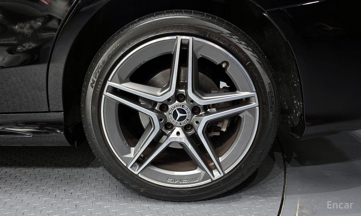 2021 Mercedes-Benz C-Класс AMG IV (W205) Рестайлинг C200 AMG Line с пробегом 74 342 км