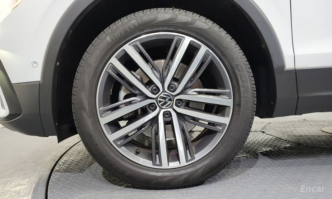2022 Volkswagen Tiguan II Рестайлинг 2.0 TSI Prestige с пробегом 79 523 км