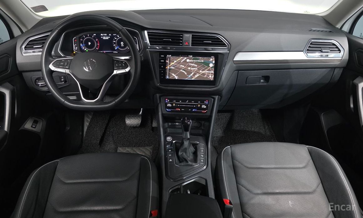 2022 Volkswagen Tiguan II Рестайлинг 2.0 TSI Prestige с пробегом 14 735 км