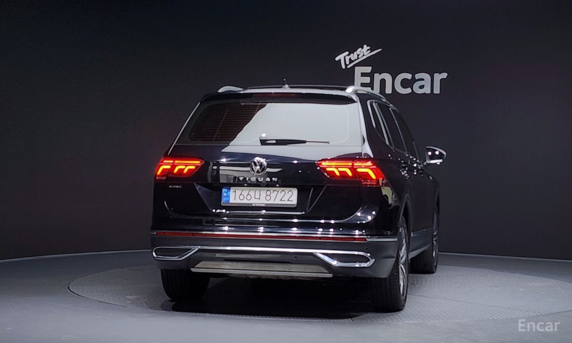 2022 Volkswagen Tiguan II Рестайлинг 2.0 TSI Prestige с пробегом 138 772 км