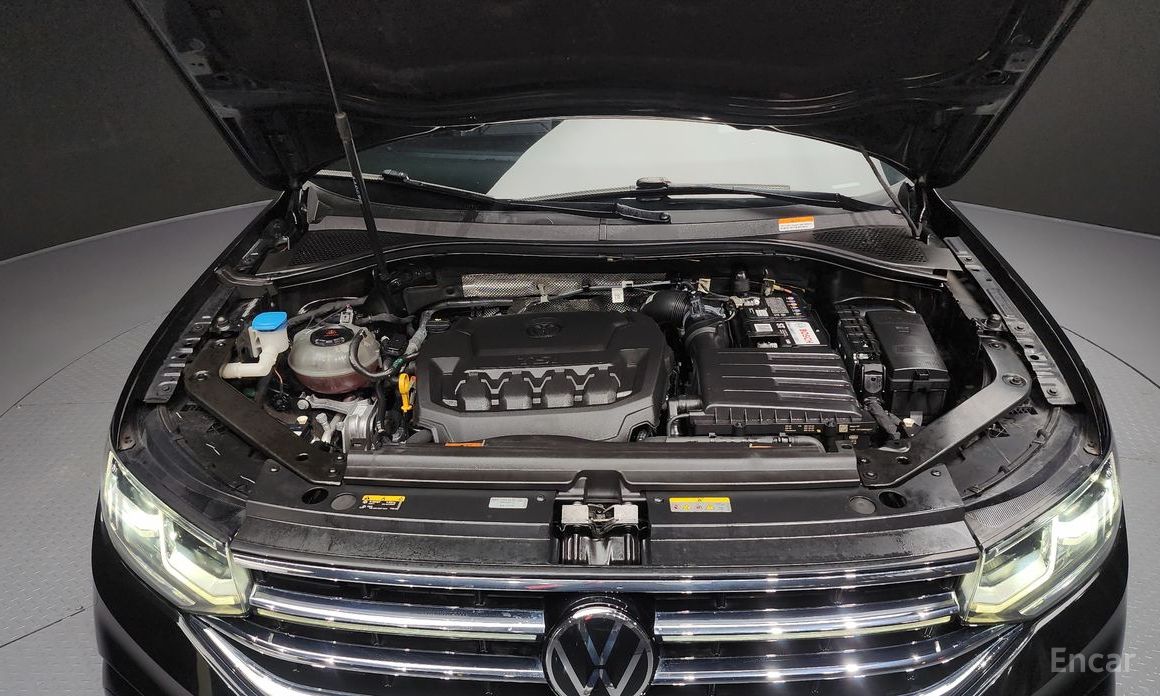 2022 Volkswagen Tiguan II Рестайлинг 2.0 TSI Prestige с пробегом 138 772 км