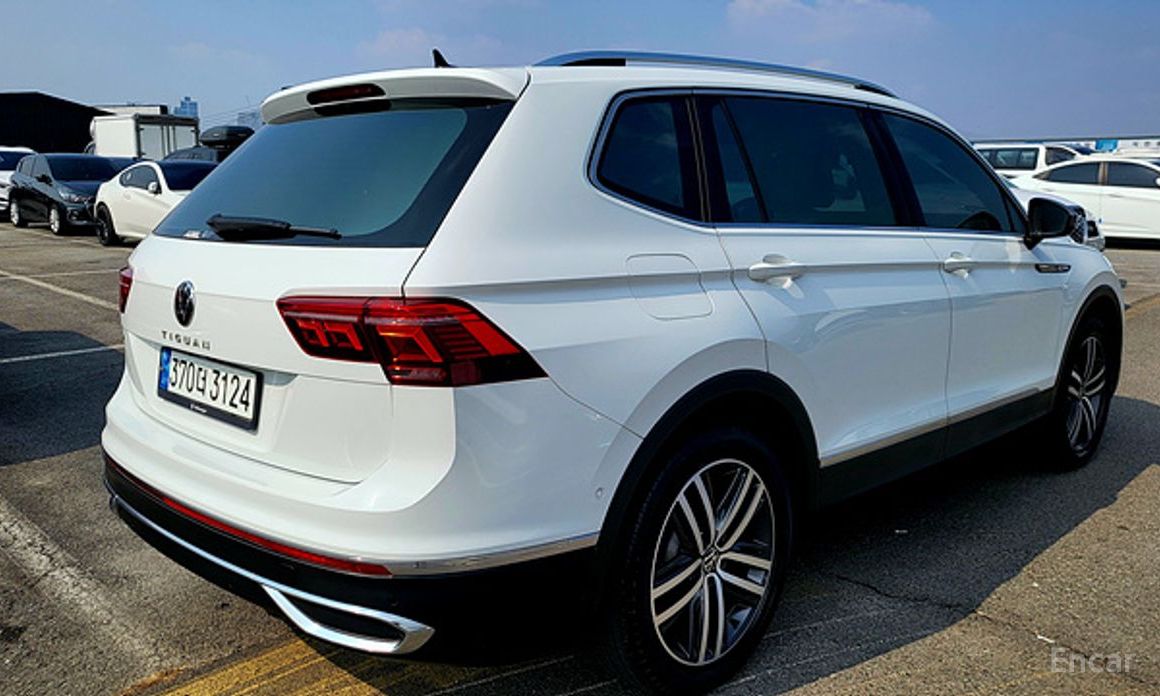 2022 Volkswagen Tiguan II Рестайлинг 2.0 TSI Prestige с пробегом 44 712 км