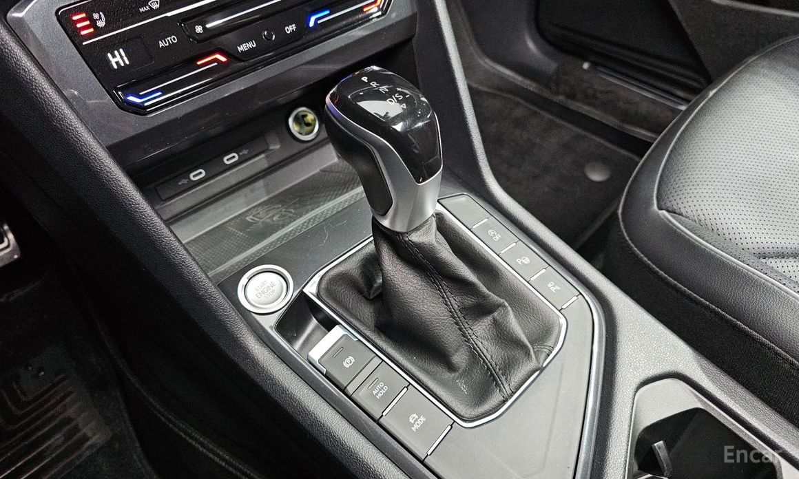 2022 Volkswagen Tiguan II Рестайлинг 2.0 TSI Prestige с пробегом 65 159 км