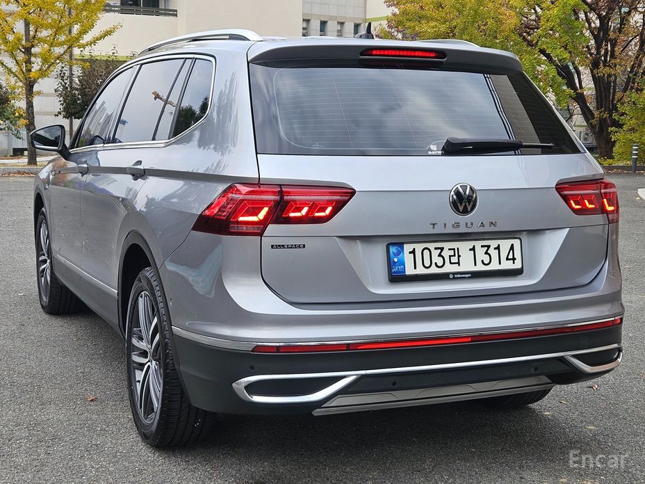 2022 Volkswagen Tiguan II Рестайлинг 2.0 TSI Prestige с пробегом 94 999 км