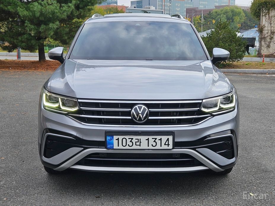 2022 Volkswagen Tiguan II Рестайлинг 2.0 TSI Prestige с пробегом 94 999 км