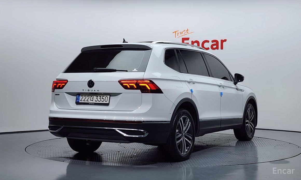 2022 Volkswagen Tiguan II Рестайлинг 2.0 TSI Prestige с пробегом 60 353 км