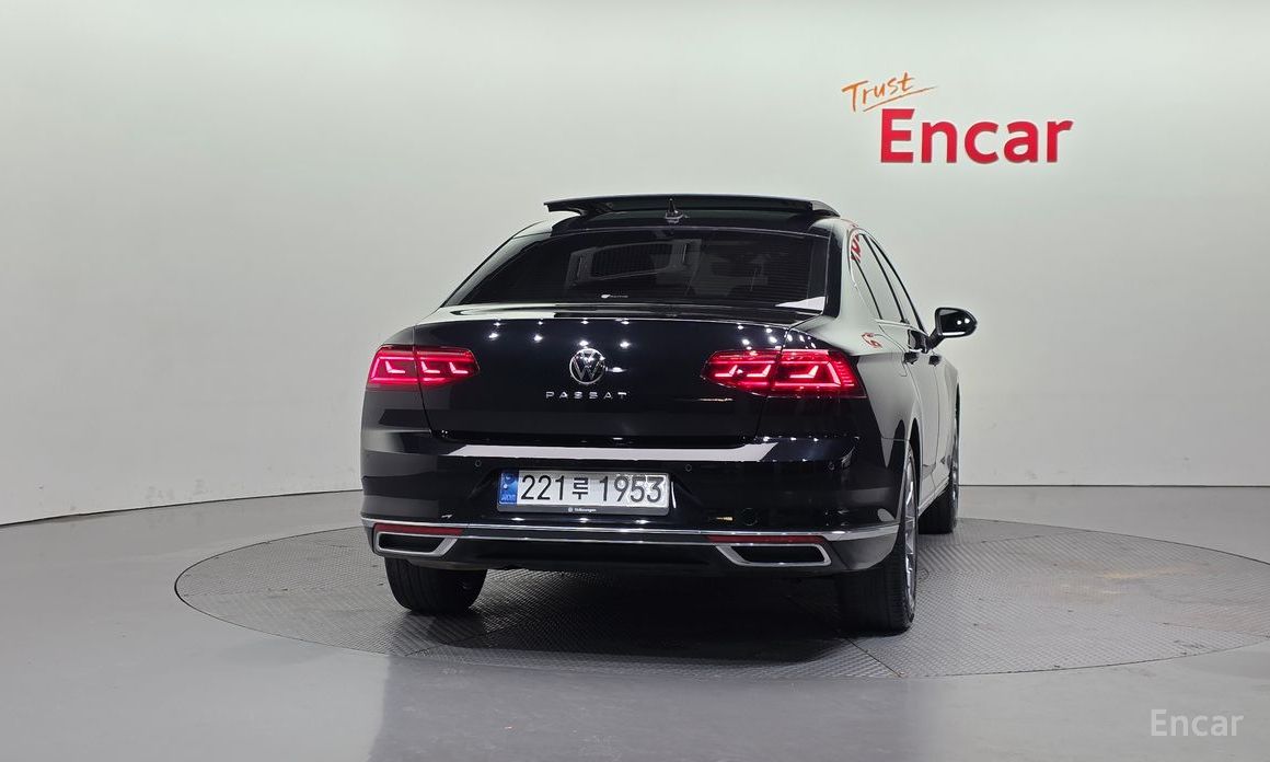 2022 Volkswagen Passat B8 Рестайлинг 2.0 TDI Prestige с пробегом 40 286 км