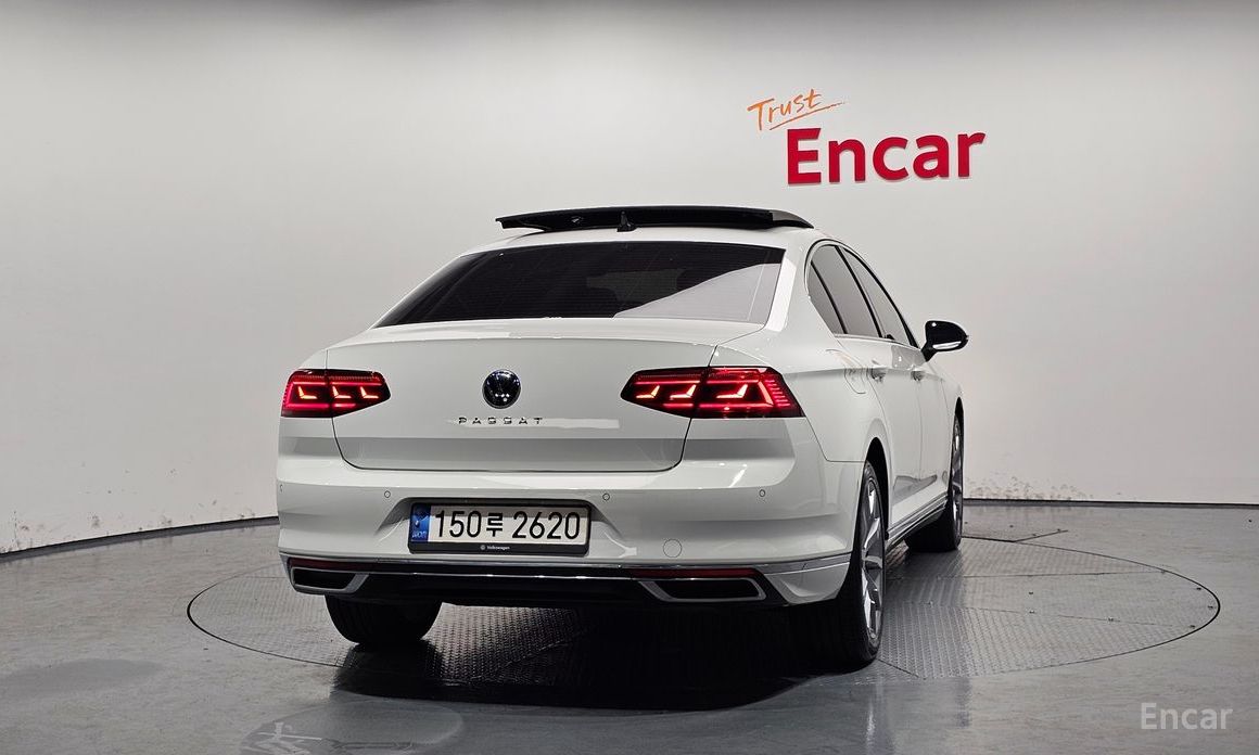2021 Volkswagen Passat B8 Рестайлинг 2.0 TDI Prestige с пробегом 51 527 км