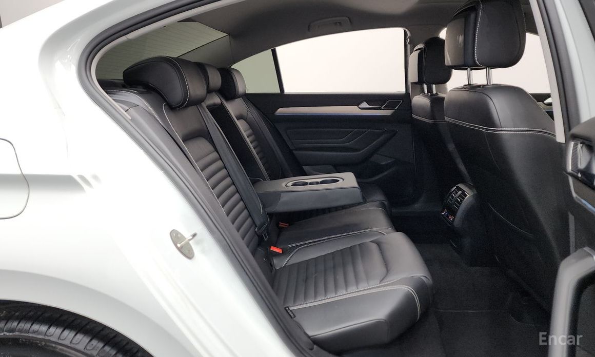 2021 Volkswagen Passat B8 Рестайлинг 2.0 TDI Prestige с пробегом 19 391 км