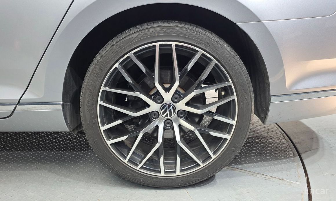 2021 Volkswagen Passat B8 Рестайлинг 2.0 TDI Prestige с пробегом 99 183 км