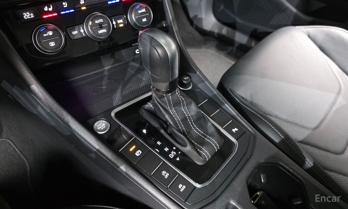 2021 Volkswagen Jetta VII Рестайлинг 1.4 TSI Prestige с пробегом 42 984 км