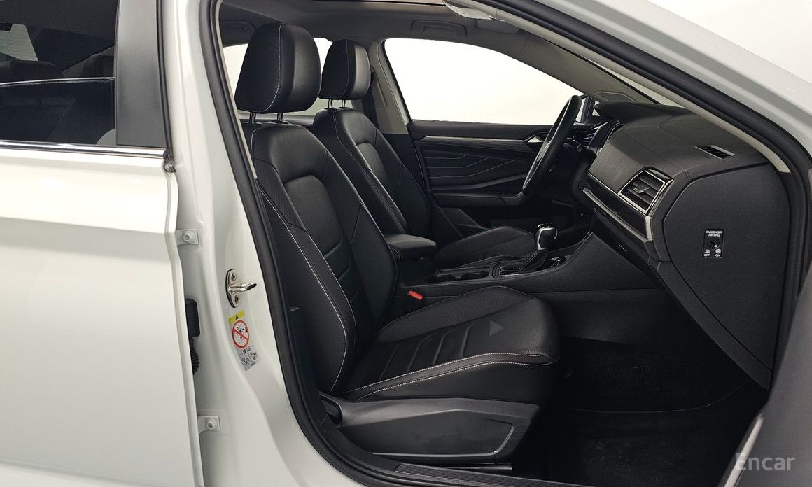 2022 Volkswagen Jetta VII Рестайлинг 1.5 TSI Prestige с пробегом 30 904 км