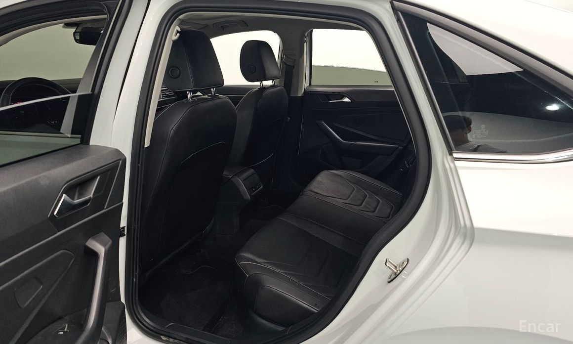 2022 Volkswagen Jetta VII Рестайлинг 1.5 TSI Prestige с пробегом 30 904 км