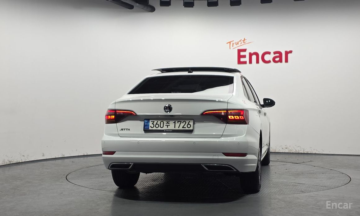 2021 Volkswagen Jetta VII Рестайлинг 1.4 TSI Prestige с пробегом 24 662 км