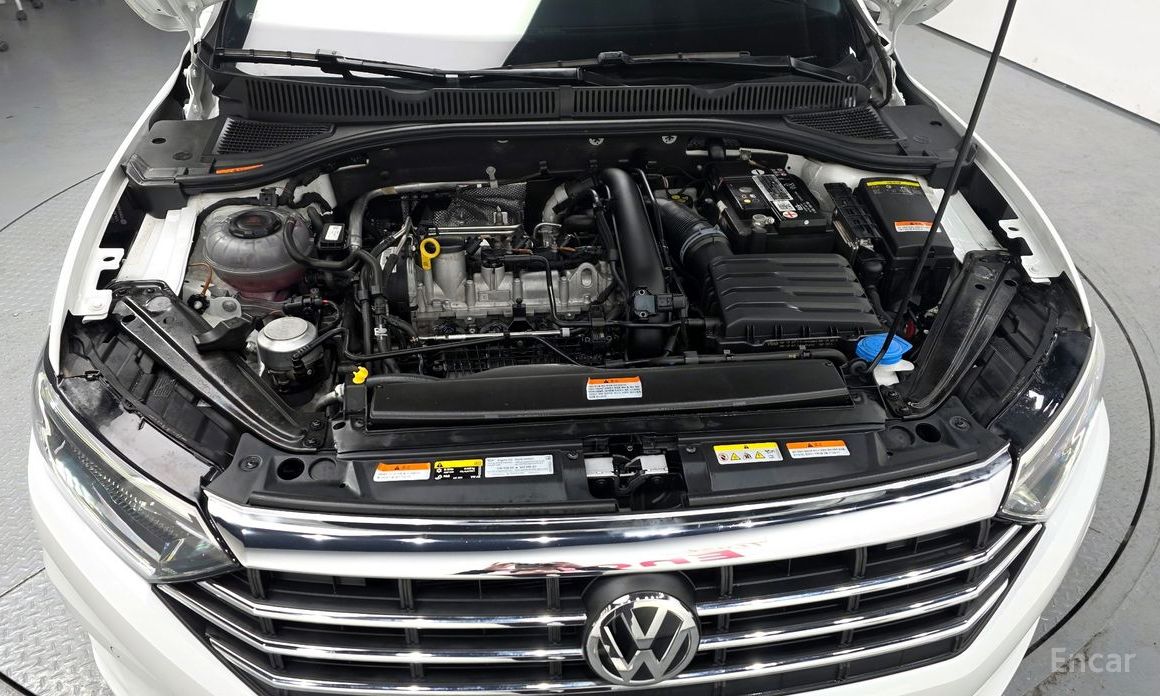 2021 Volkswagen Jetta VII Рестайлинг 1.4 TSI Prestige с пробегом 24 662 км