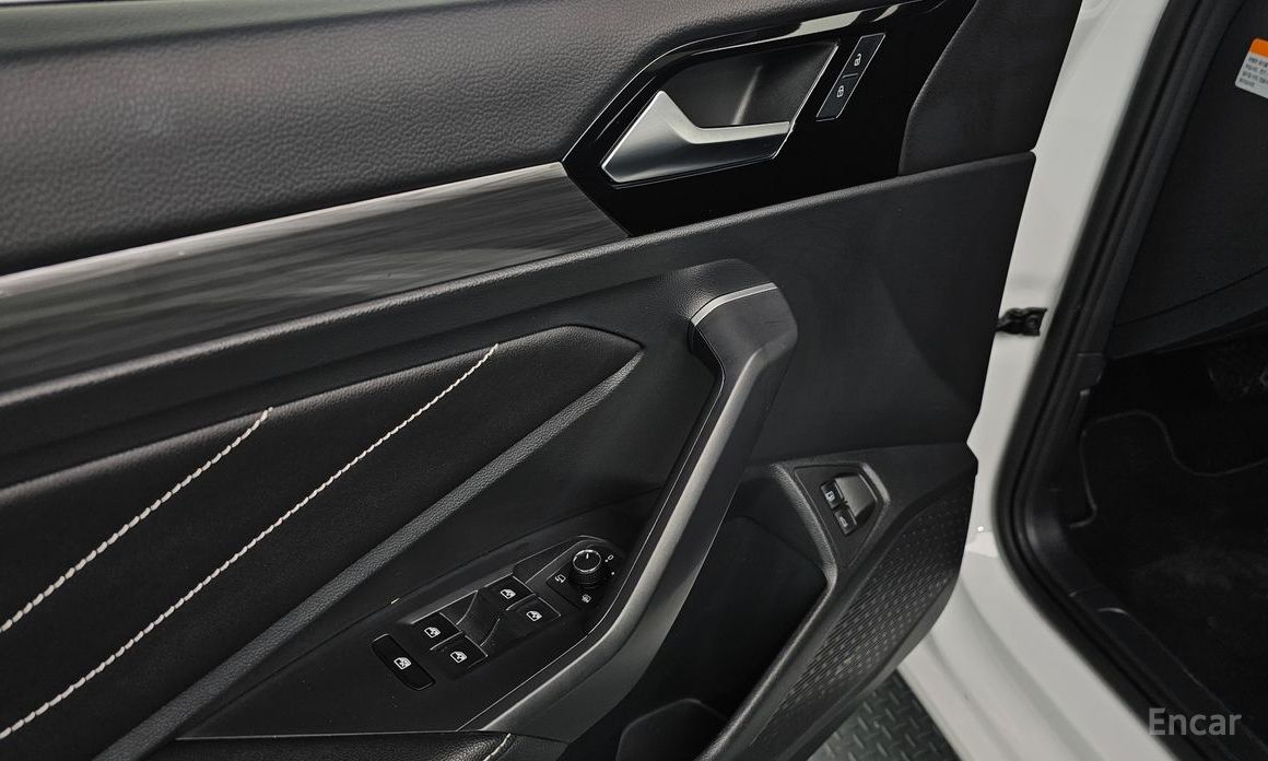 2022 Volkswagen Jetta VII Рестайлинг 1.5 TSI Prestige с пробегом 30 904 км