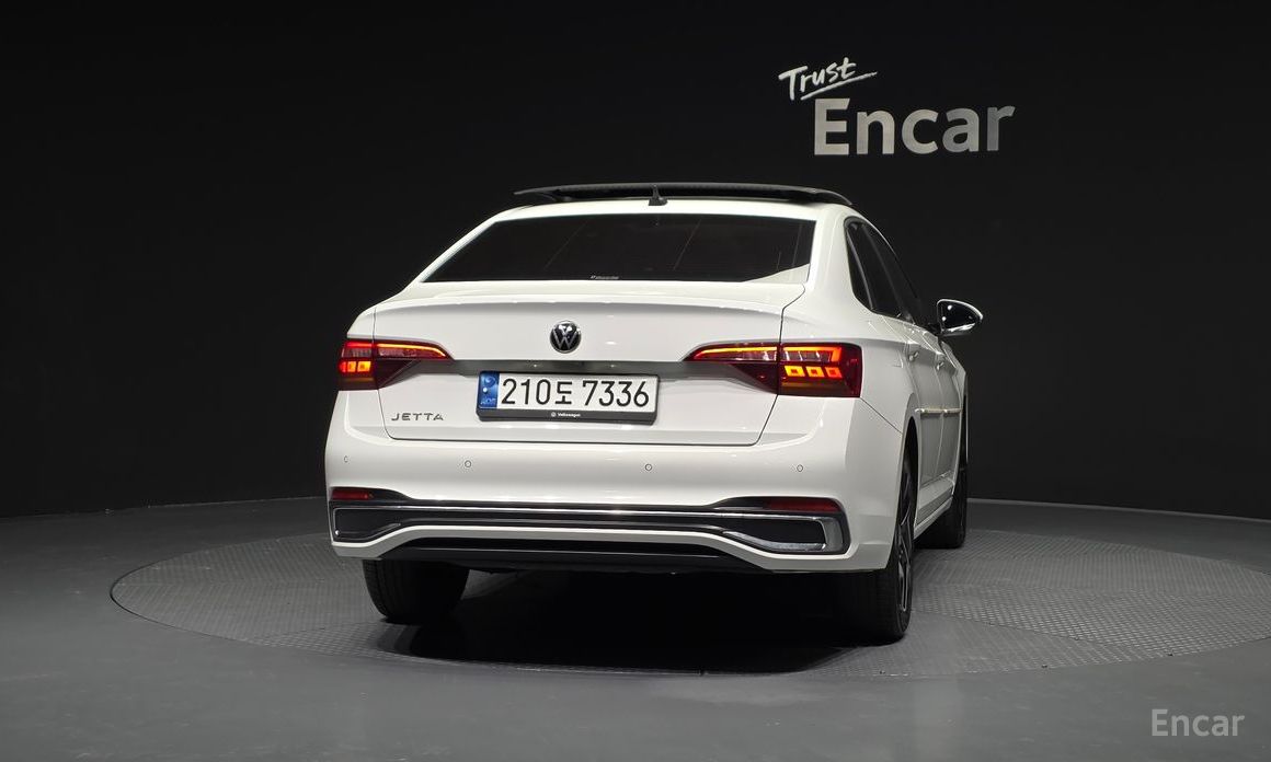 2022 Volkswagen Jetta VII Рестайлинг 1.5 TSI Prestige с пробегом 66 704 км