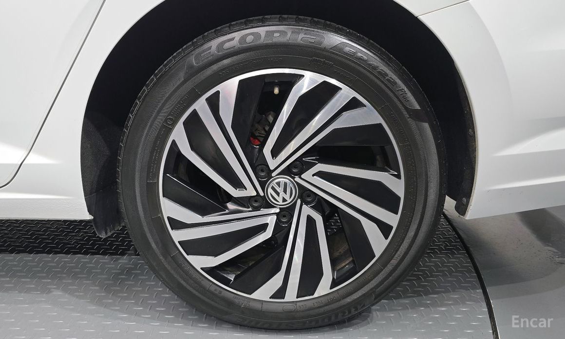 2021 Volkswagen Jetta VII Рестайлинг 1.4 TSI Prestige с пробегом 58 185 км