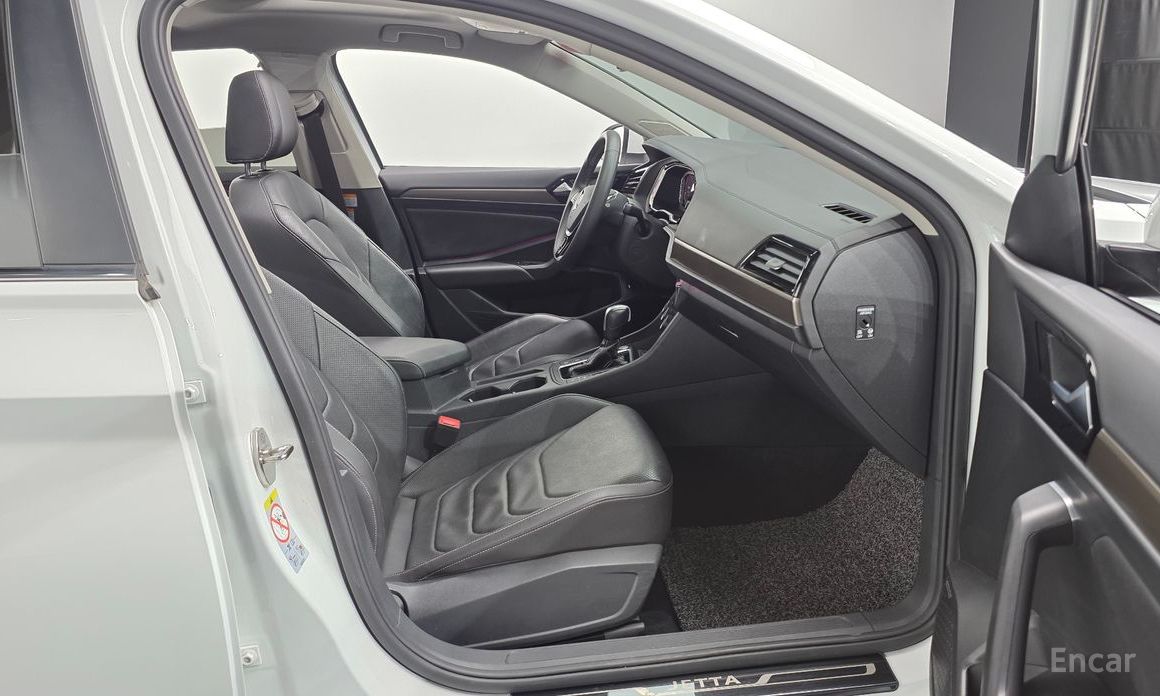 2021 Volkswagen Jetta VII Рестайлинг 1.4 TSI Prestige с пробегом 58 185 км