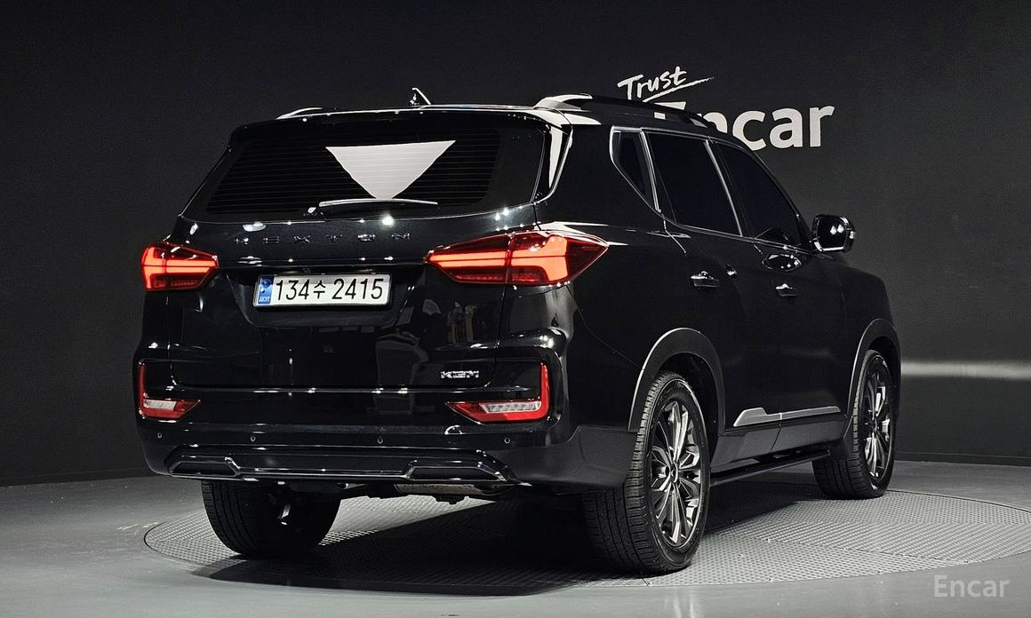 2024 SsangYong Rexton IV Рестайлинг Disel 2.2 4WD The Black с пробегом 41 171 км