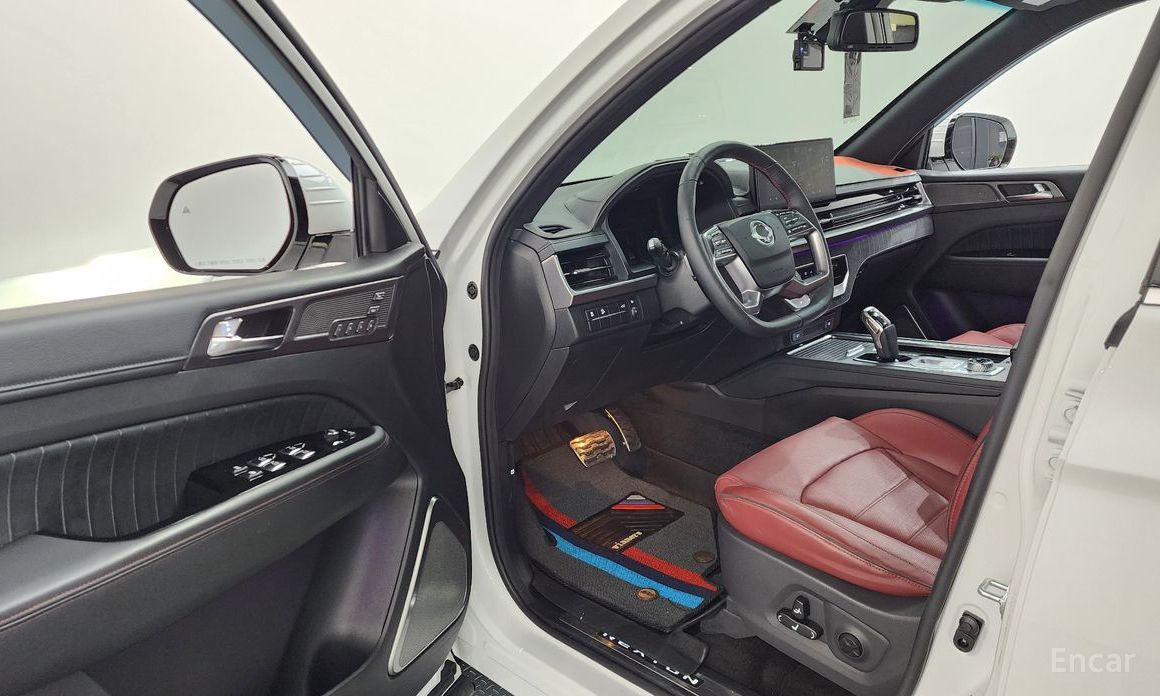 2023 SsangYong Rexton IV Рестайлинг Disel 2.2 4WD The Black с пробегом 34 035 км