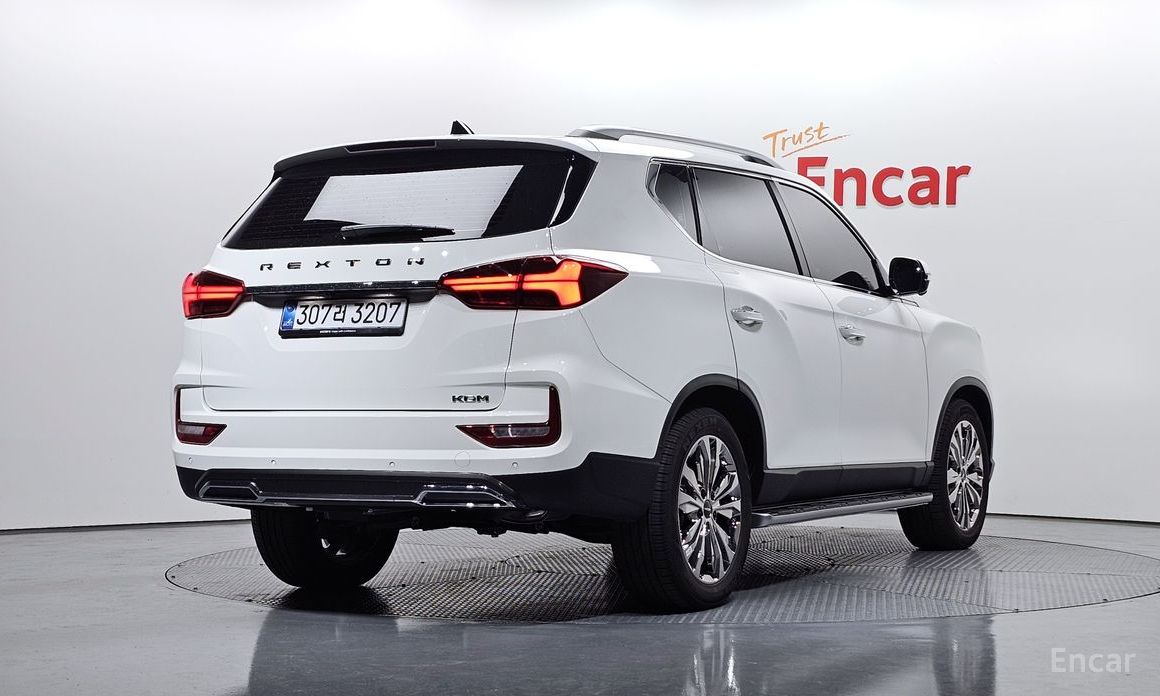 2025 SsangYong Rexton IV Рестайлинг Disel 2.2 4WD Noblesse с пробегом 6 350 км