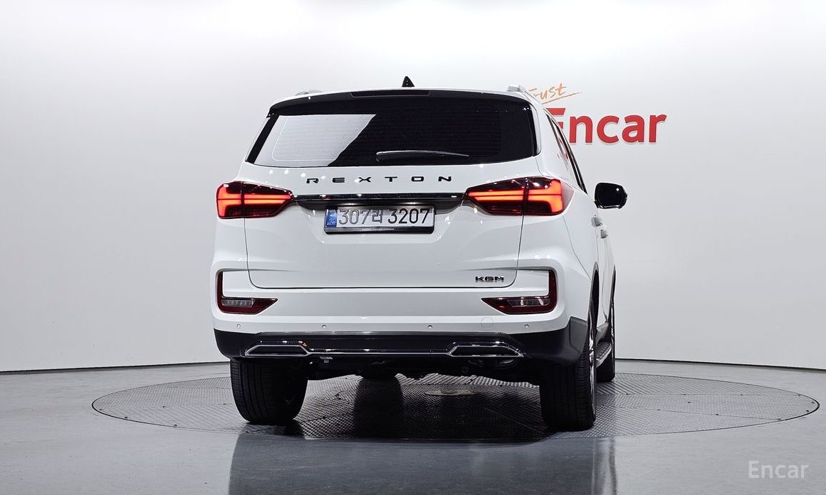 2025 SsangYong Rexton IV Рестайлинг Disel 2.2 4WD Noblesse с пробегом 6 350 км