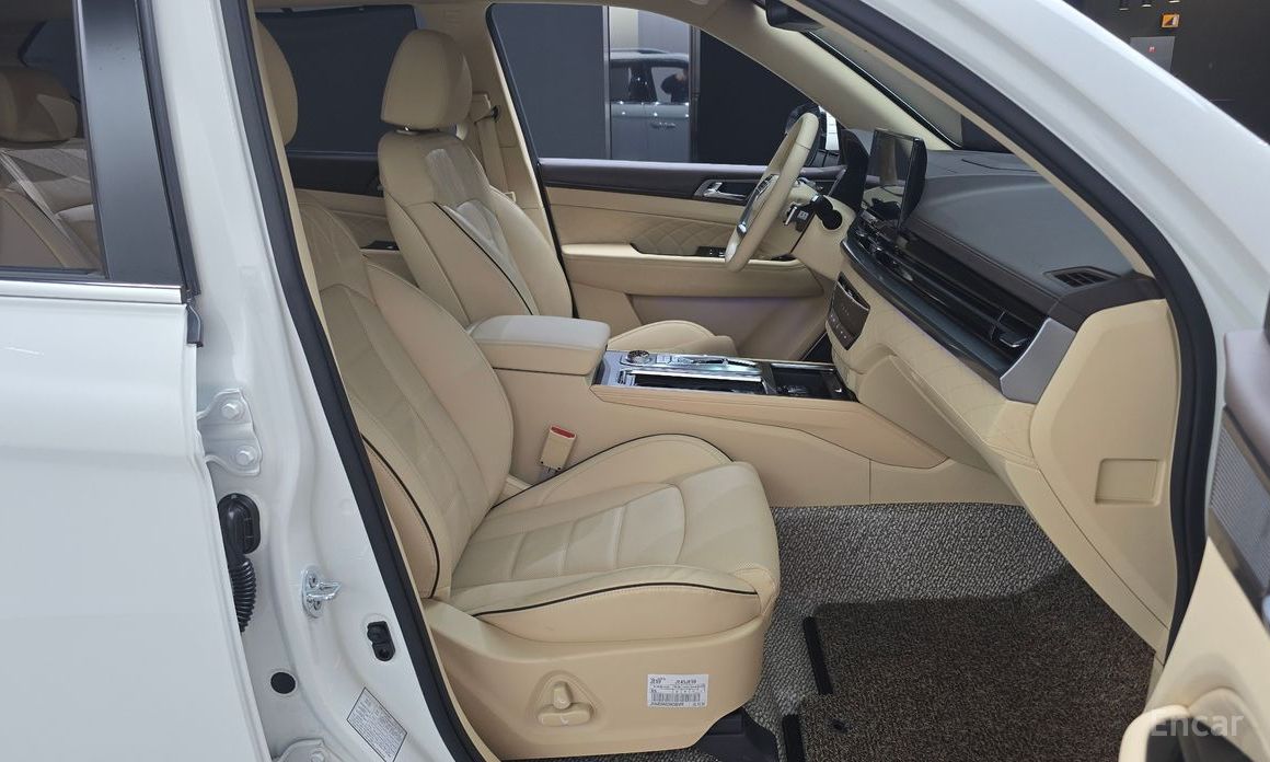 2025 SsangYong Rexton IV Рестайлинг Disel 2.2 4WD Noblesse с пробегом 6 350 км