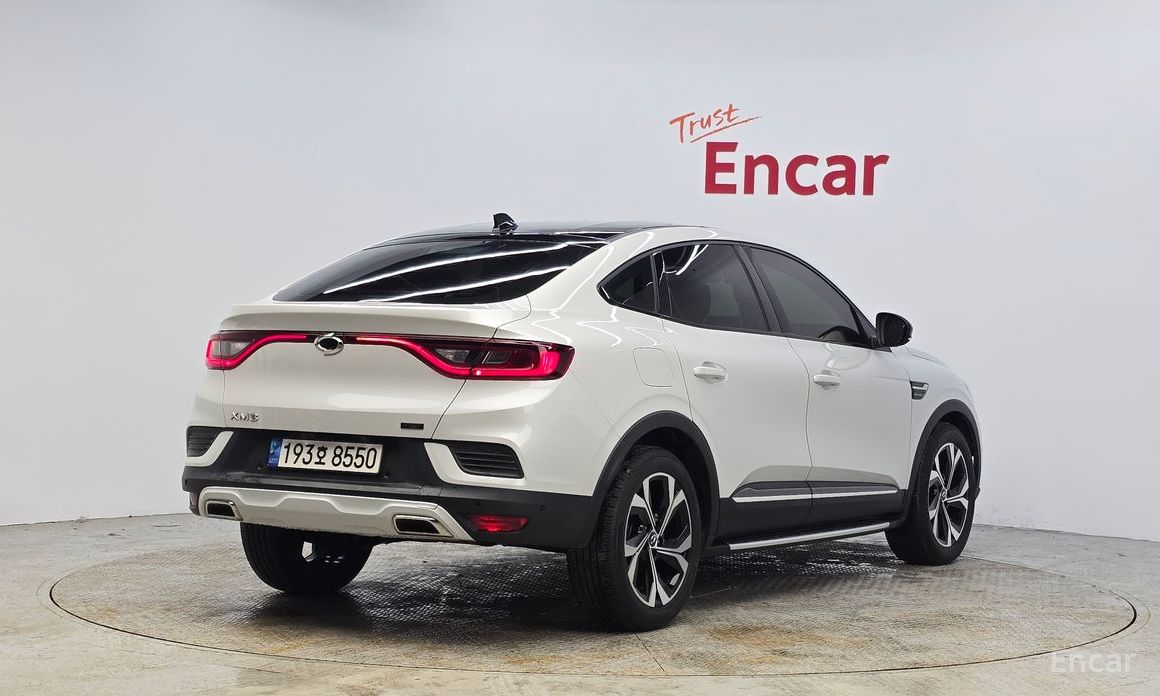 2022 Renault Samsung XM3  1.6 E-TECH Inspire e-shifter с пробегом 55 498 км