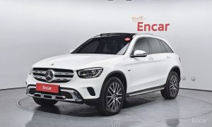 2021 Mercedes-Benz GLC I (X253) Рестайлинг GLC300e 4MATIC с пробегом 69 674 км