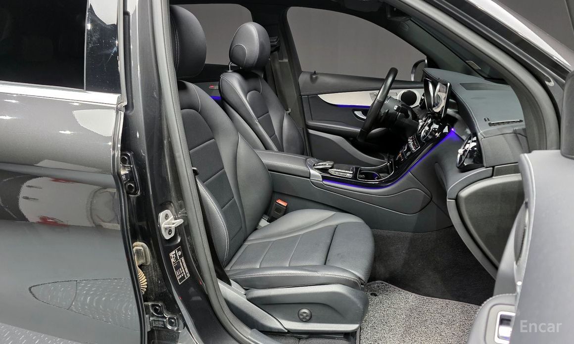 2021 Mercedes-Benz GLC I (X253) Рестайлинг GLC300e 4MATIC с пробегом 127 648 км