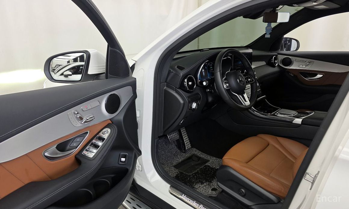 2022 Mercedes-Benz GLC I (X253) Рестайлинг GLC220 d 4MATIC Coupe с пробегом 86 459 км