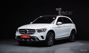 2021 Mercedes-Benz GLC I (X253) Рестайлинг GLC300e 4MATIC с пробегом 78 625 км