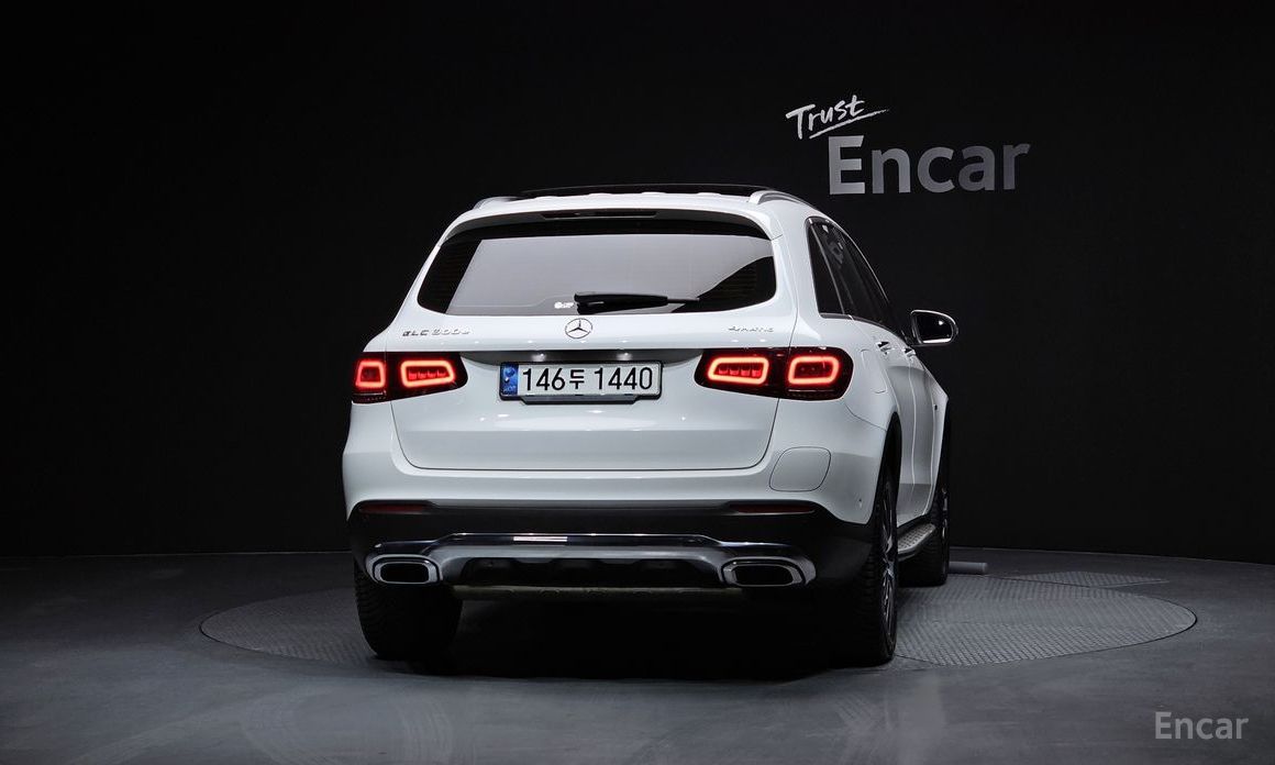 2021 Mercedes-Benz GLC I (X253) Рестайлинг GLC300e 4MATIC с пробегом 78 625 км