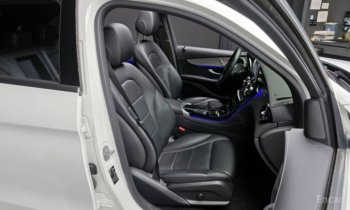 2021 Mercedes-Benz GLC I (X253) Рестайлинг GLC220 d 4MATIC с пробегом 68 745 км