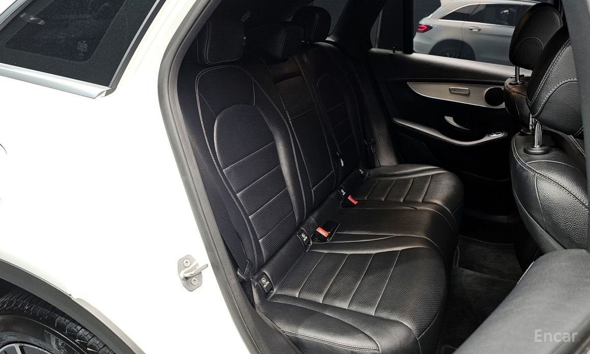 2021 Mercedes-Benz GLC I (X253) Рестайлинг GLC300e 4MATIC с пробегом 78 625 км