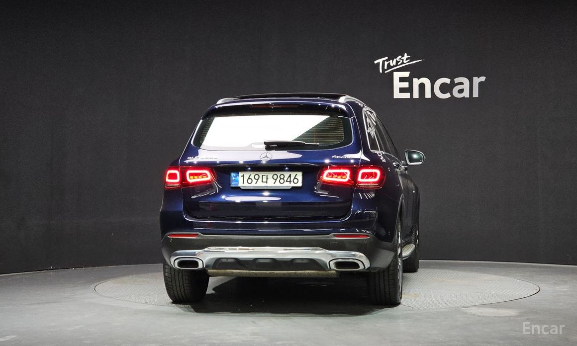 2021 Mercedes-Benz GLC I (X253) Рестайлинг GLC300e 4MATIC с пробегом 61 873 км