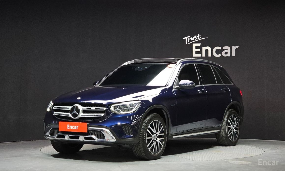 2021 Mercedes-Benz GLC I (X253) Рестайлинг GLC300e 4MATIC с пробегом 61 873 км