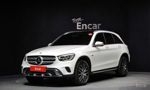 2021 Mercedes-Benz GLC I (X253) Рестайлинг GLC300e 4MATIC с пробегом 103 442 км