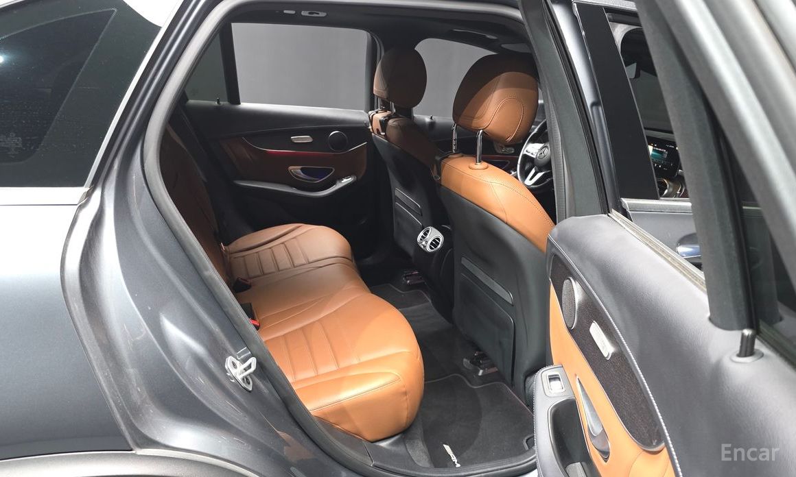 2022 Mercedes-Benz GLC I (X253) Рестайлинг GLC300 4MATIC с пробегом 67 082 км