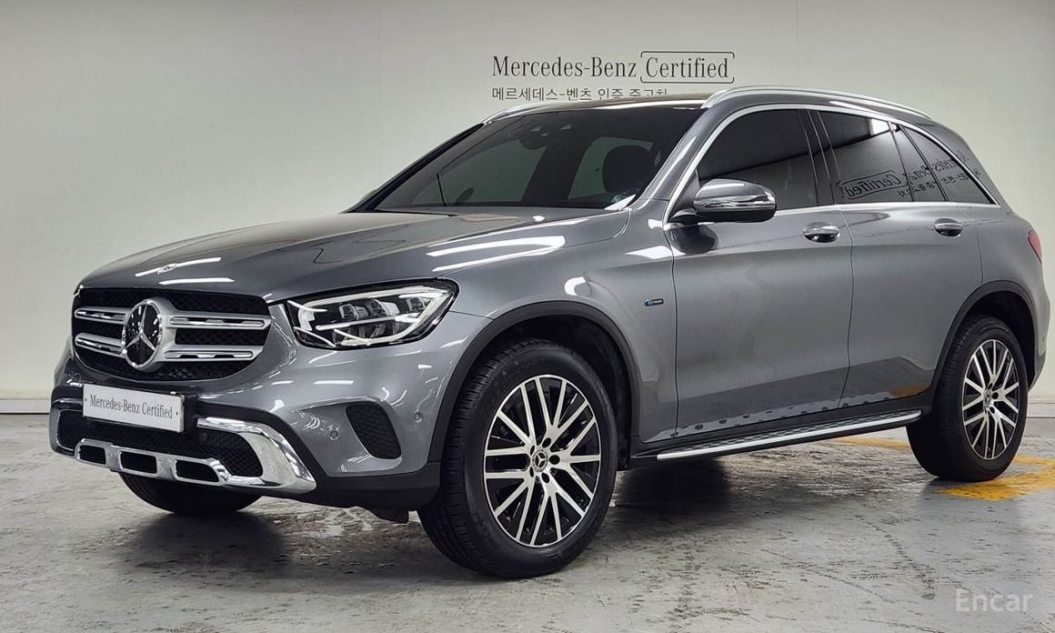 2021 Mercedes-Benz GLC I (X253) Рестайлинг GLC300e 4MATIC с пробегом 116 841 км