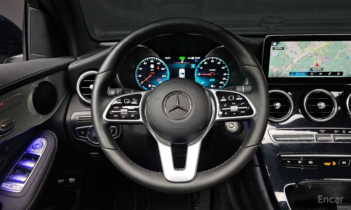 2021 Mercedes-Benz GLC I (X253) Рестайлинг GLC300e 4MATIC с пробегом 61 873 км