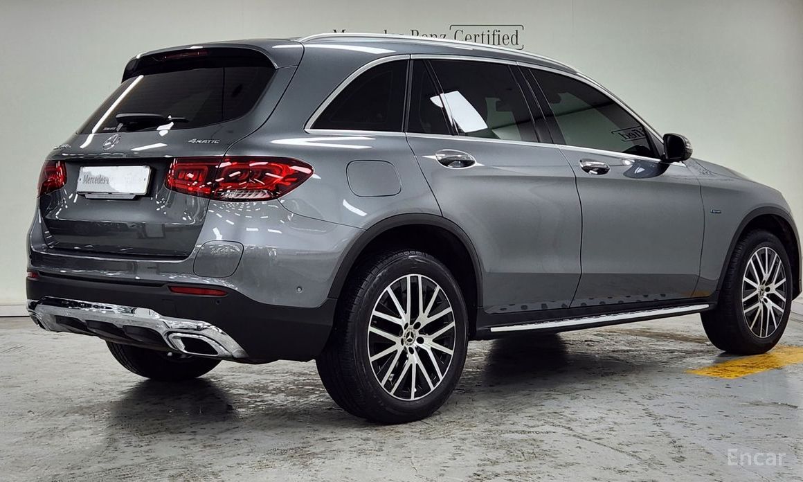 2021 Mercedes-Benz GLC I (X253) Рестайлинг GLC300e 4MATIC с пробегом 116 841 км