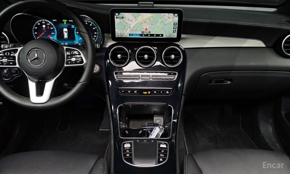 2021 Mercedes-Benz GLC I (X253) Рестайлинг GLC300e 4MATIC с пробегом 61 873 км